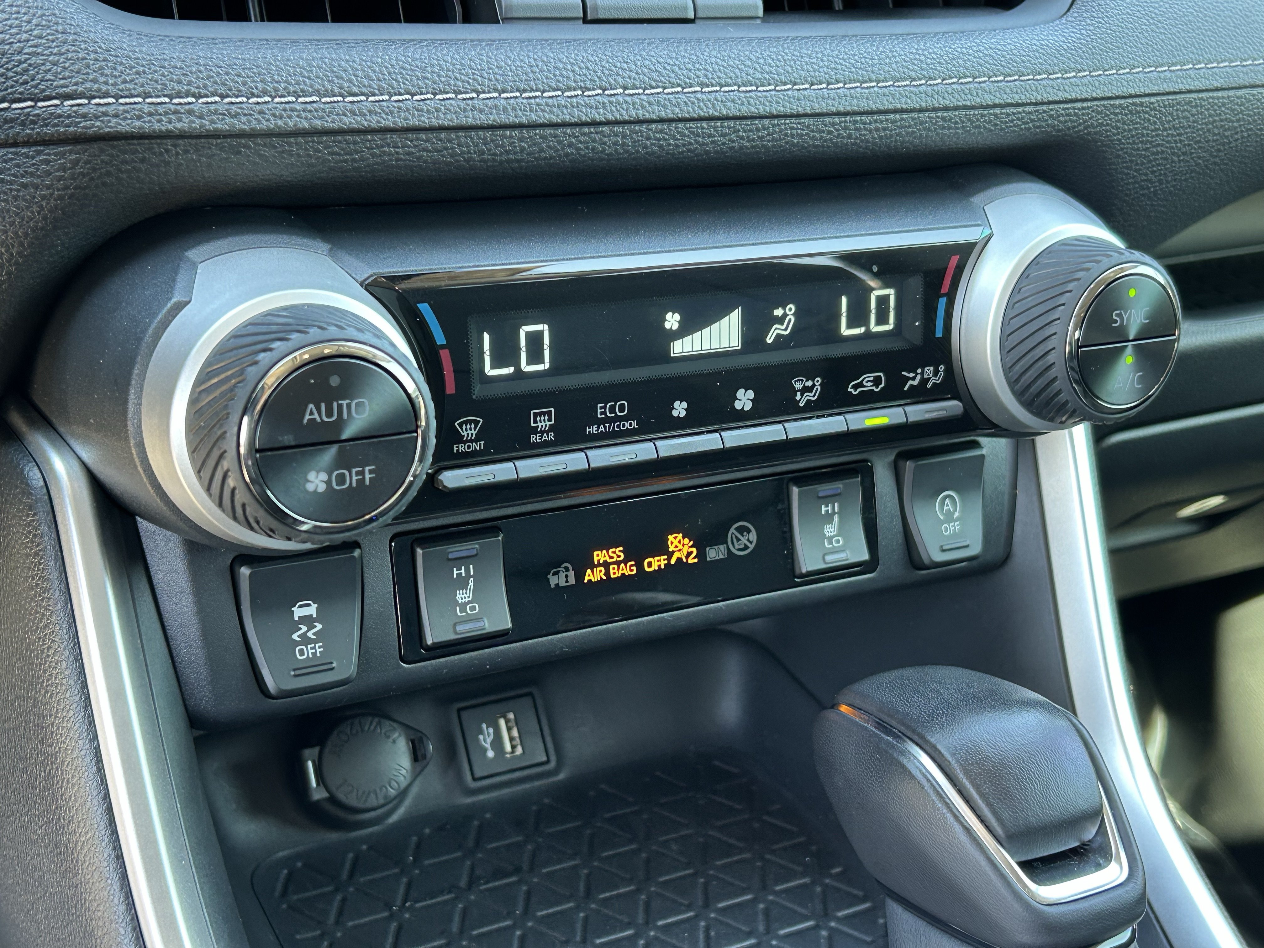 Certified 2025 Toyota RAV4 XLE Premium FWD image 23