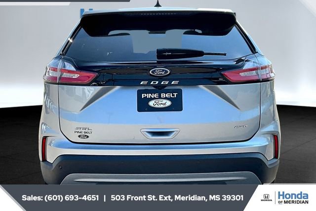 Used 2024 Ford Edge SEL image 4