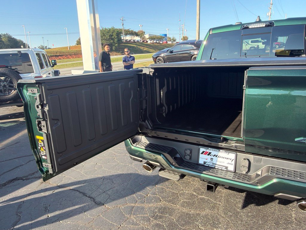 New 2027 RAM 1500 Tungsten AWD/4WD image 12