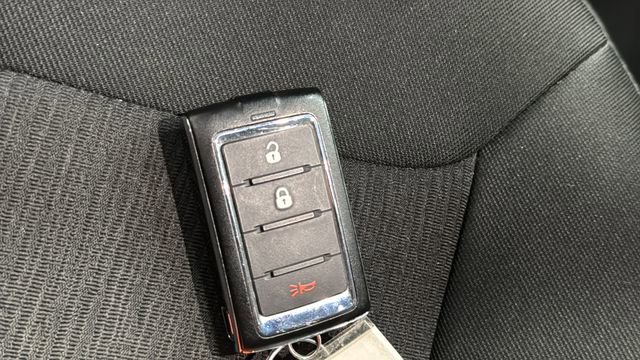 Certified 2023 Jeep Grand Cherokee Laredo image 19