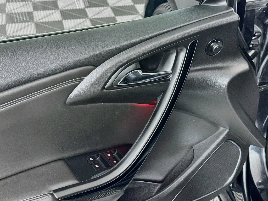 Used 2016 Buick Cascada Premium FWD image 22