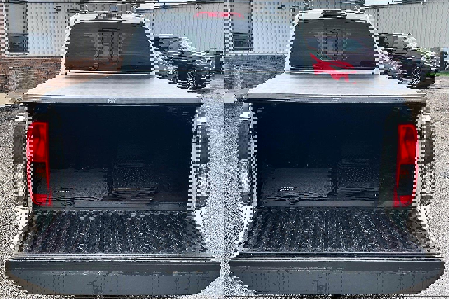 Used 2017 Nissan Frontier SL AWD/4WD image 19