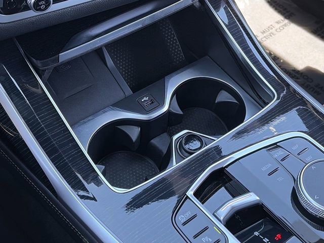 Certified 2025 BMW X7 xDrive40i w/ M Sport Package image 33