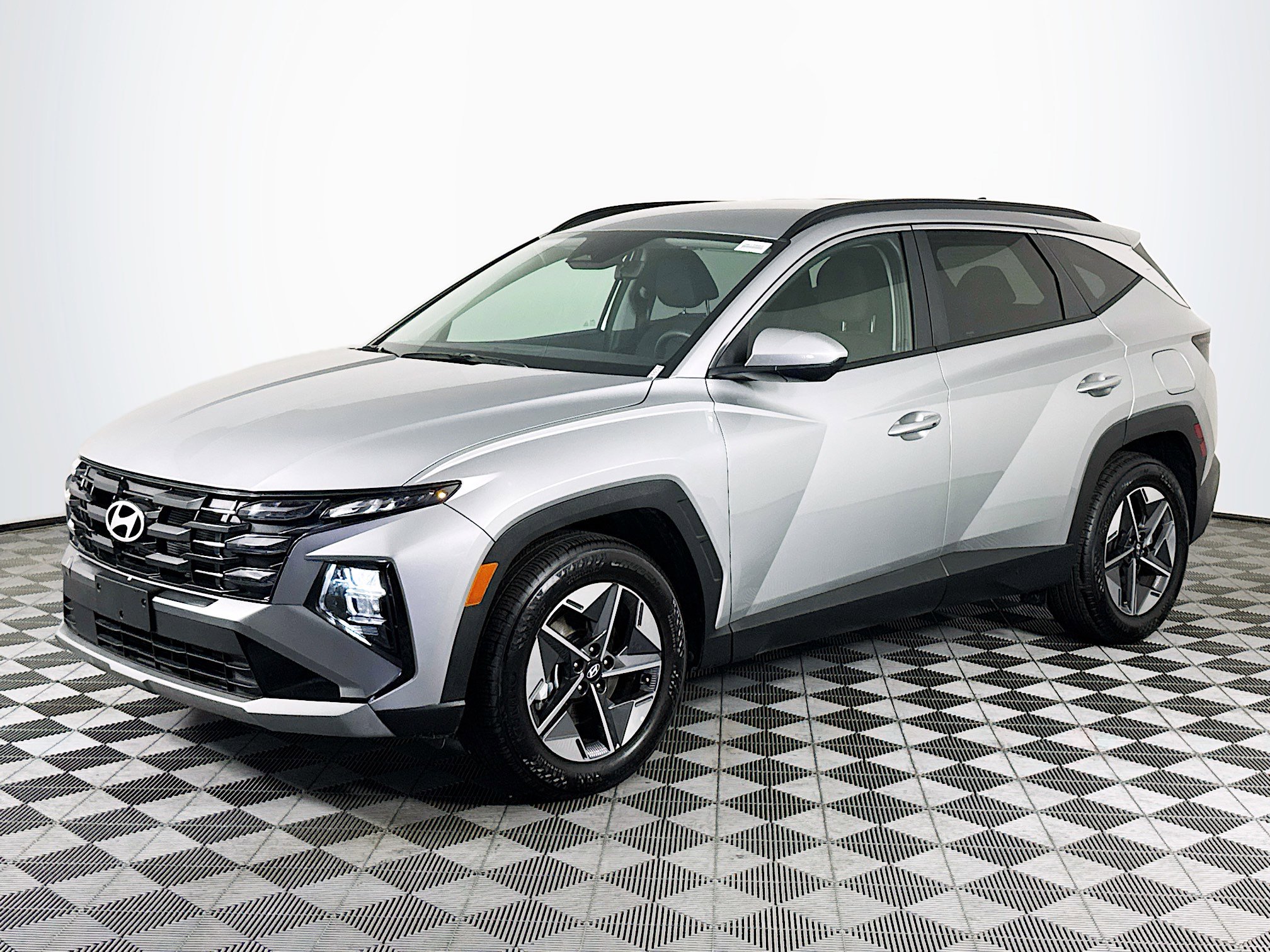 Used 2026 Hyundai Tucson SEL FWD image 4