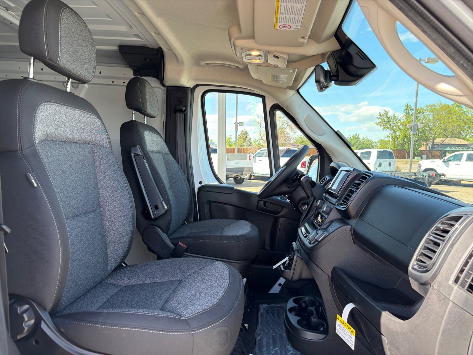 New 2026 RAM ProMaster 1500 w/ Convenience Group FWD image 25