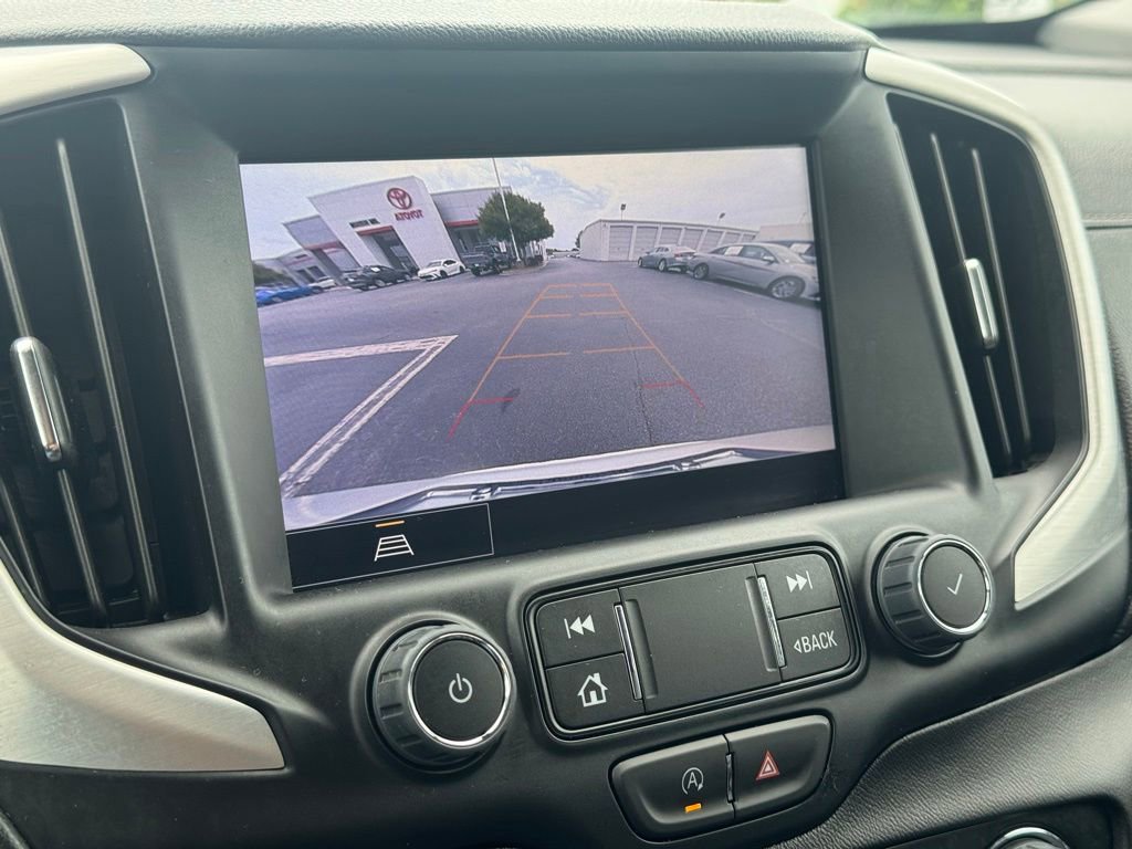 Used 2024 GMC Terrain SLT FWD image 30
