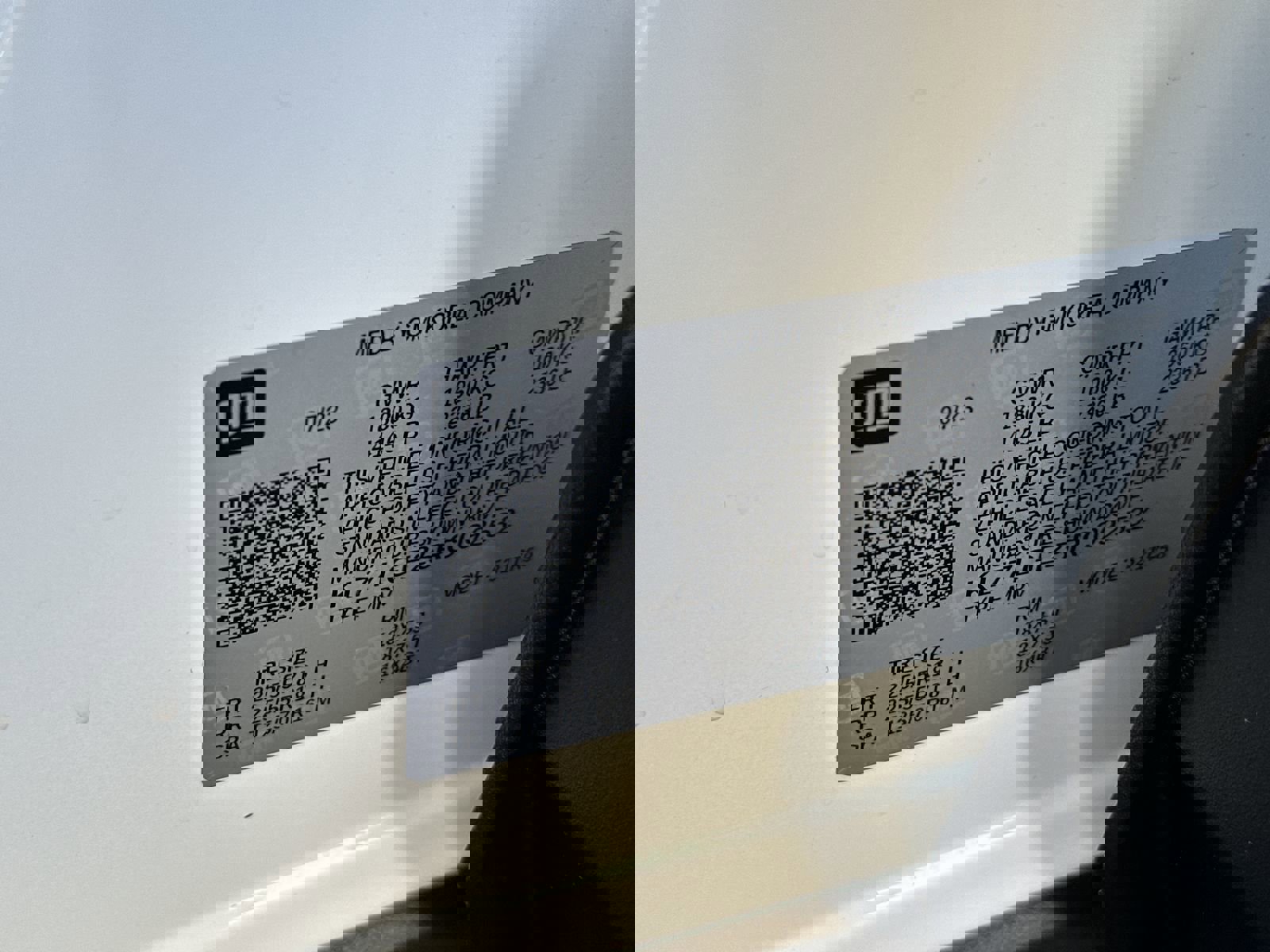 Certified 2024 Chevrolet Trax RS w/ Driver Confidence Package image 35