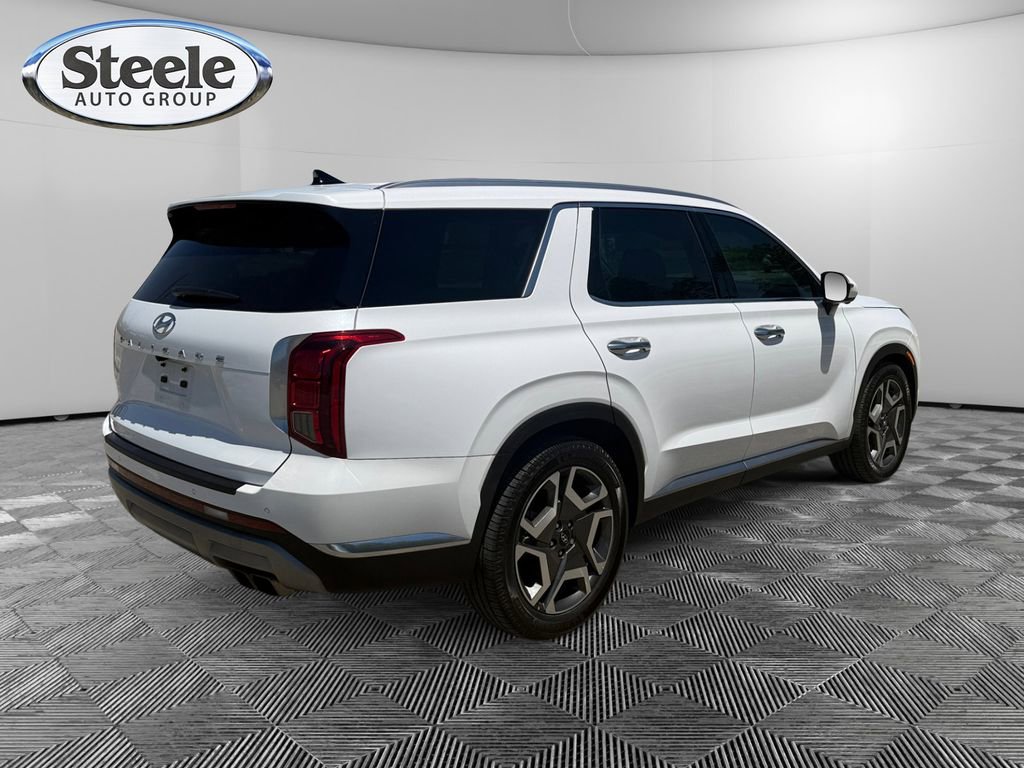 Used 2024 Hyundai Palisade Limited FWD image 5