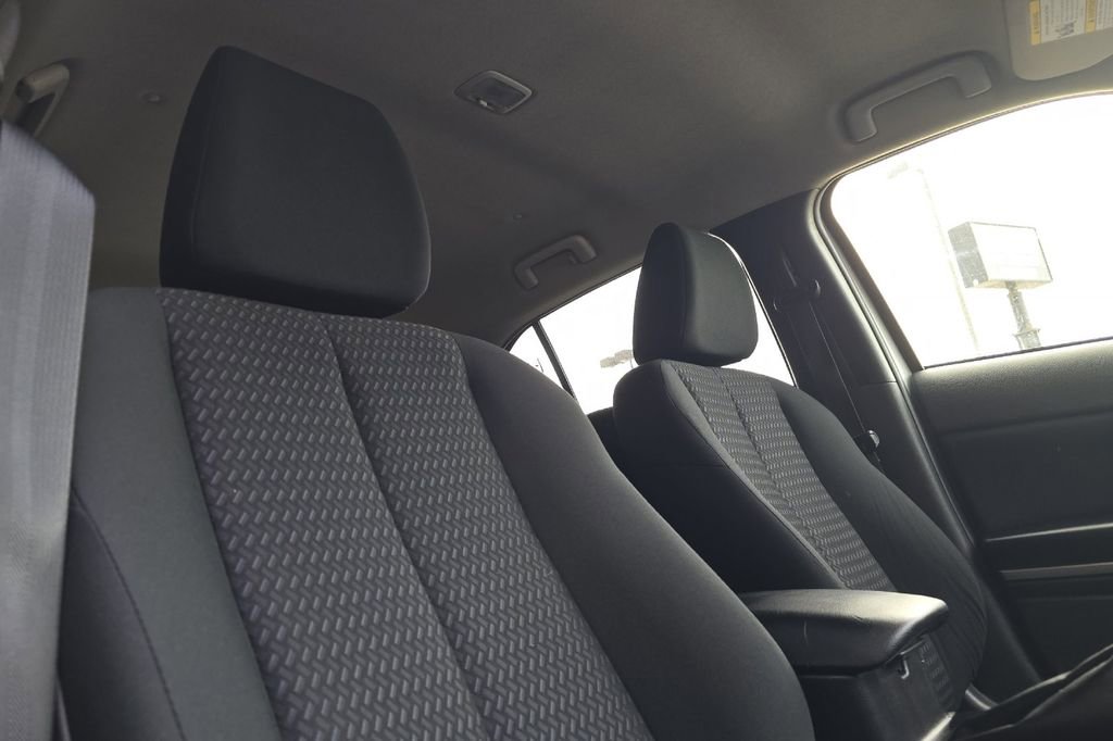 Used 2022 Mitsubishi Eclipse Cross LE image 17