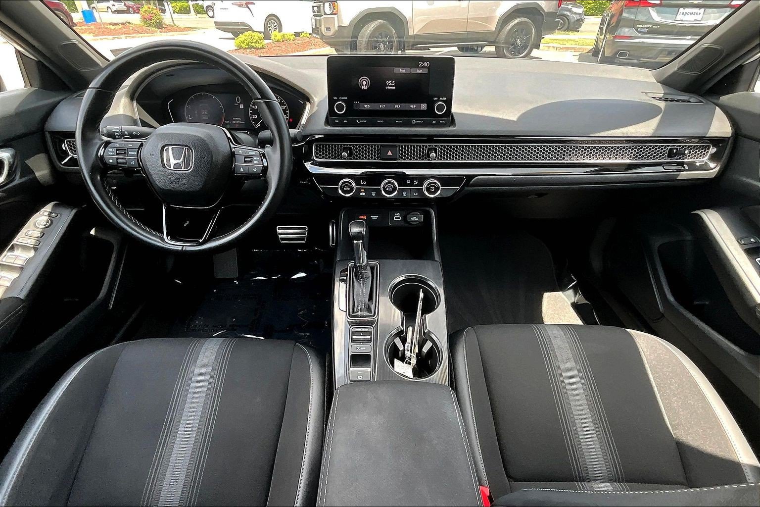 Used 2023 Honda Civic Sport image 15