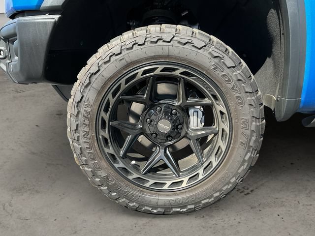 Used 2023 GMC Sierra 1500 AT4X AWD/4WD image 9