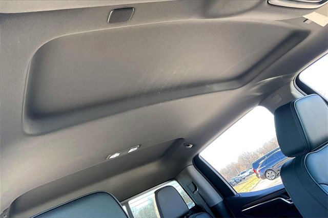 Used 2024 GMC Sierra 1500 Denali w/ Technology Package image 28