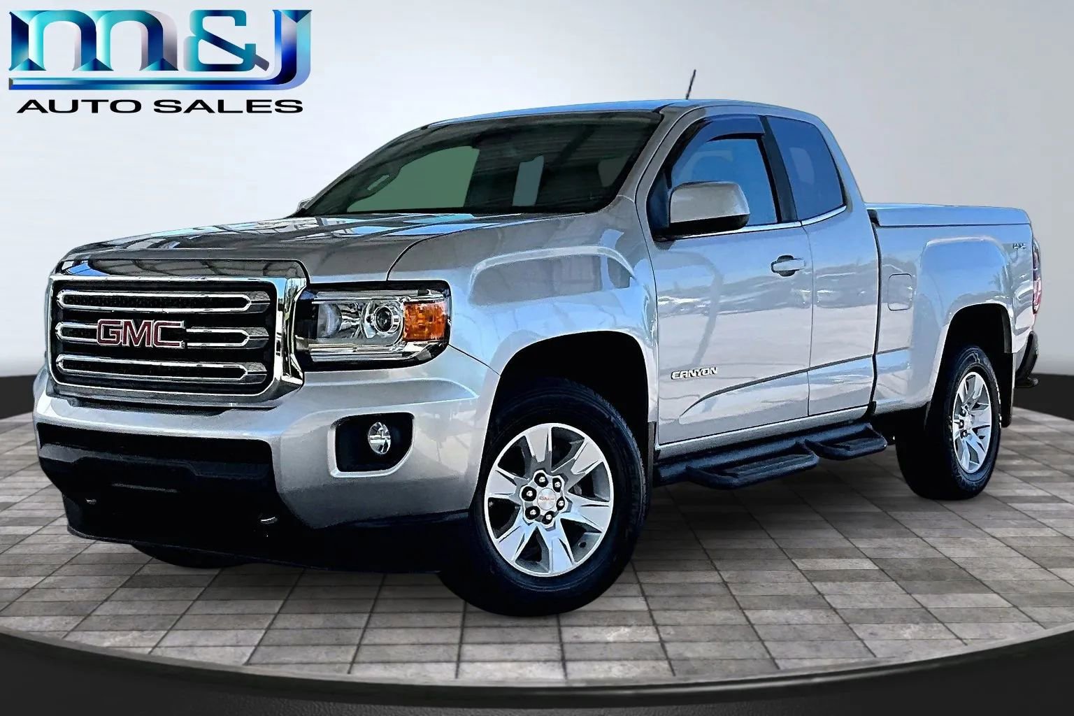 Used 2018 GMC Canyon SLE w/ SLE Convenience Package
