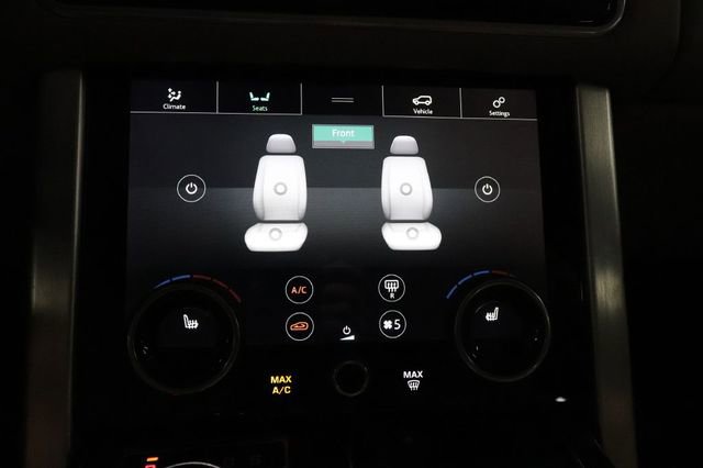 Used 2019 Land Rover Range Rover HSE image 17