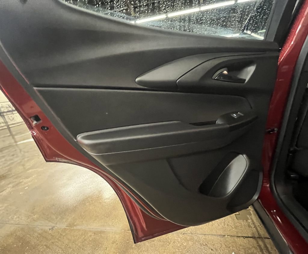 Used 2024 Chevrolet TrailBlazer RS w/ Convenience Package image 15