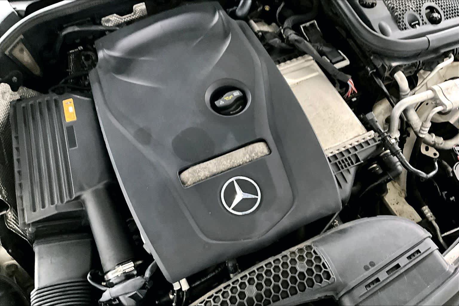 Certified 2017 Mercedes-Benz E 300 4MATIC image 31