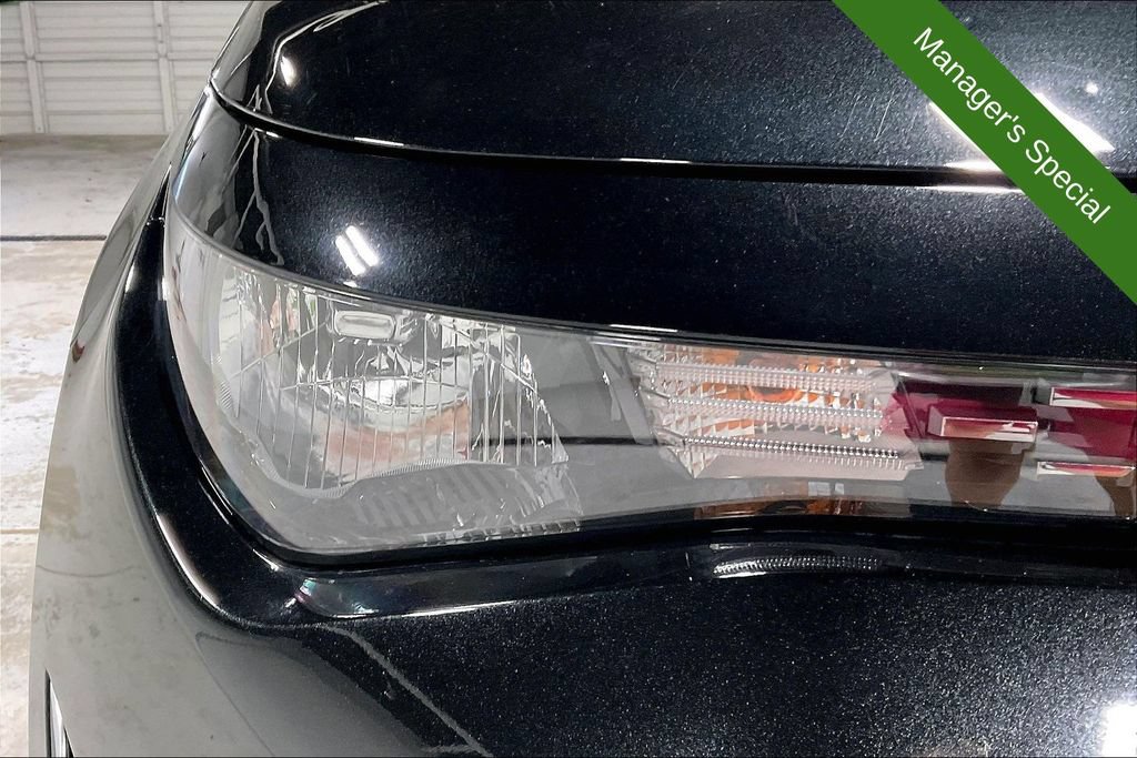 Used 2025 Kia Soul LX w/ LX Technology Package FWD image 34