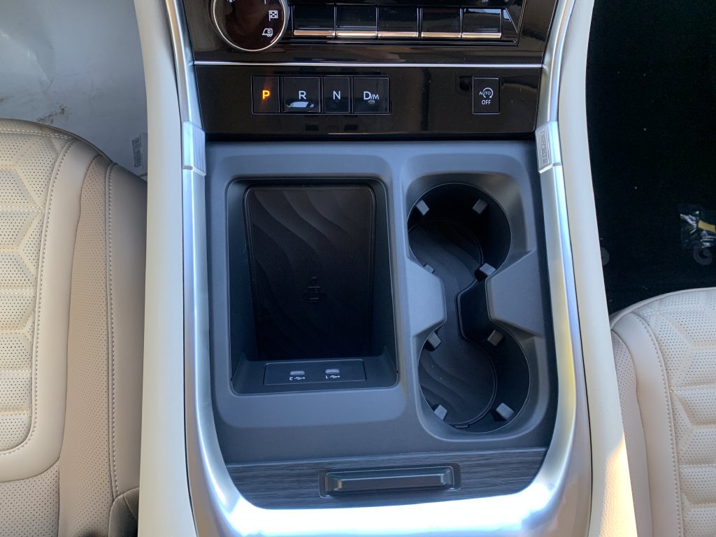 New 2026 Nissan Armada Platinum RWD image 19