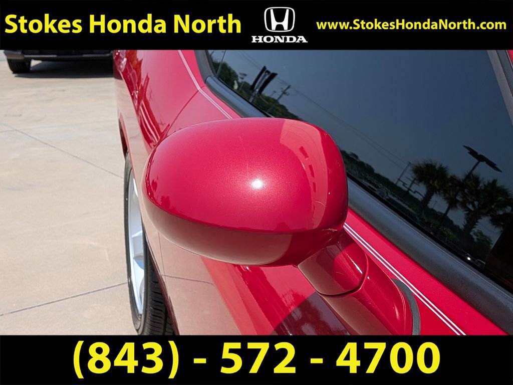 Used 2013 Dodge Challenger SXT w/ Sound Group RWD image 16