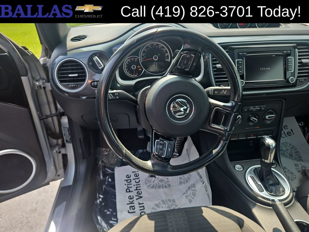 Used 2013 Volkswagen Beetle 2.0T FWD image 12