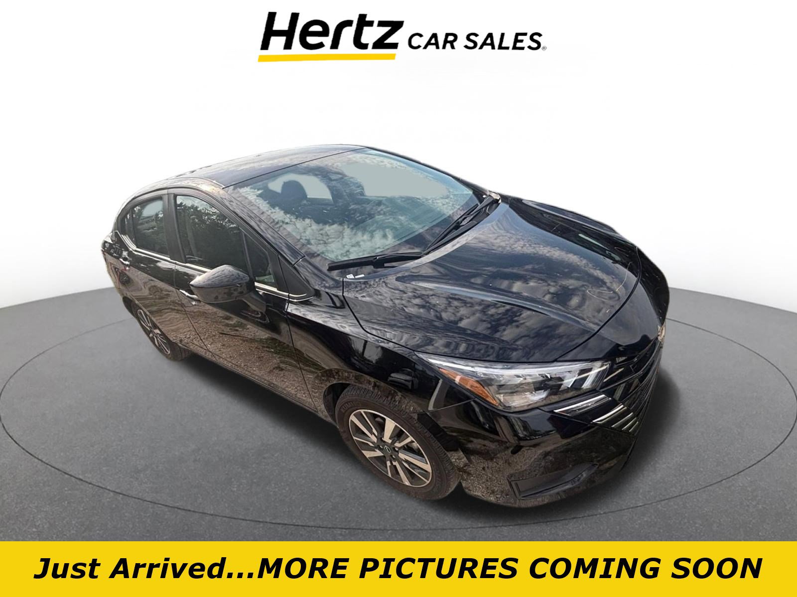 Used 2025 Nissan Versa SV FWD image 1