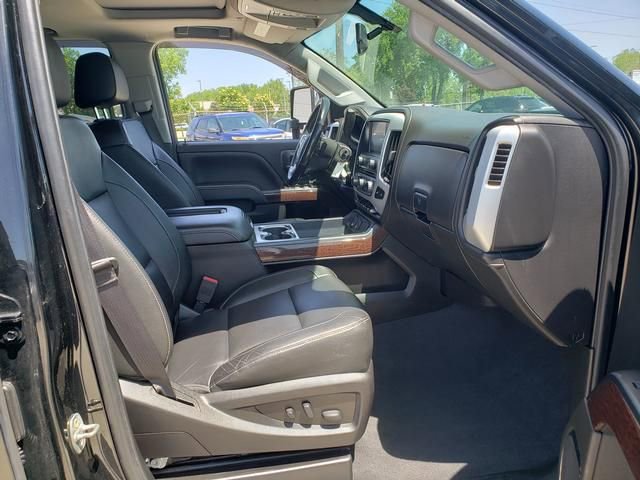 Used 2019 GMC Sierra 3500 SLT AWD/4WD image 18