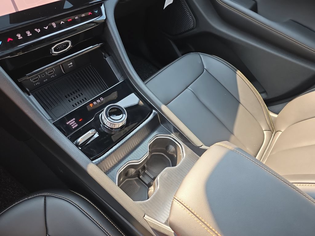 New 2026 Jeep Grand Cherokee L Limited AWD/4WD image 29
