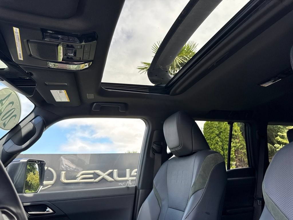 Certified 2024 Lexus GX 550 AWD/4WD image 13