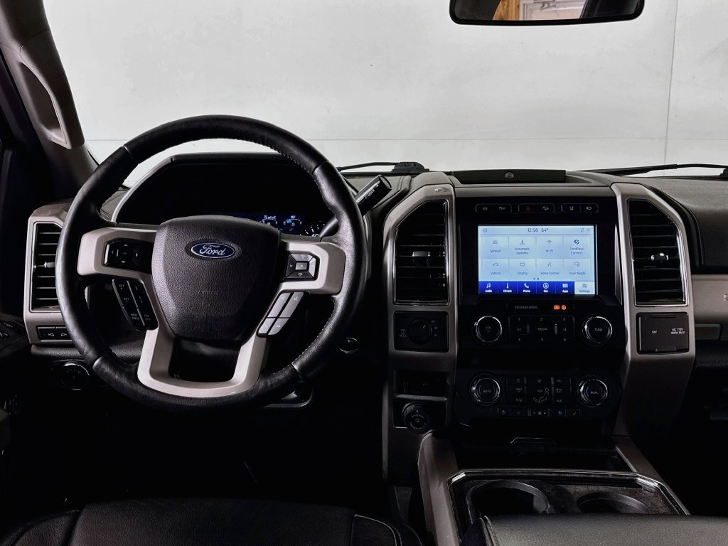 Used 2020 Ford F350 Lariat w/ Lariat Ultimate Package AWD/4WD image 26