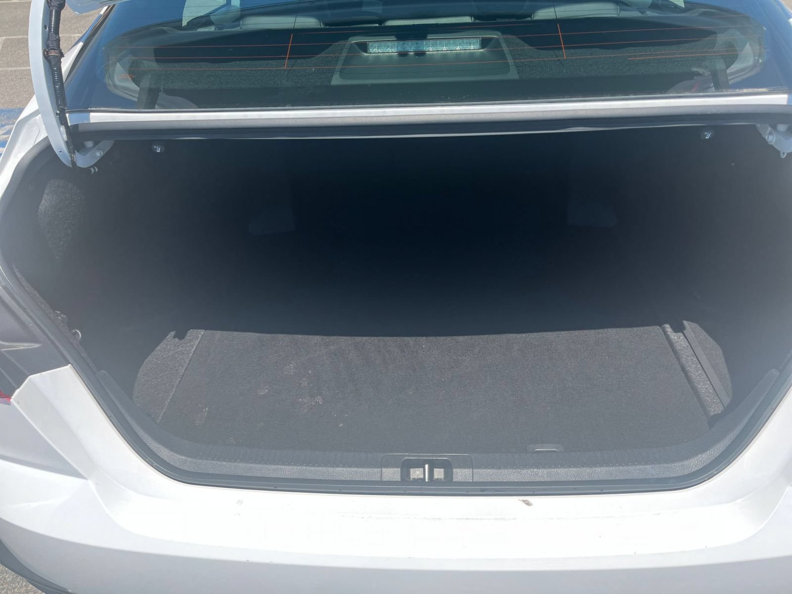 Used 2025 Toyota Camry SE FWD image 31