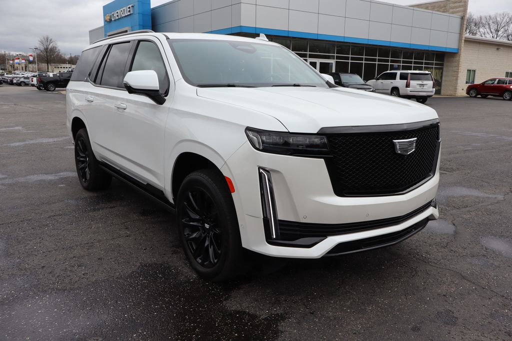 Used 2024 Cadillac Escalade Sport Platinum w/ LPO, ONYX Package image 2