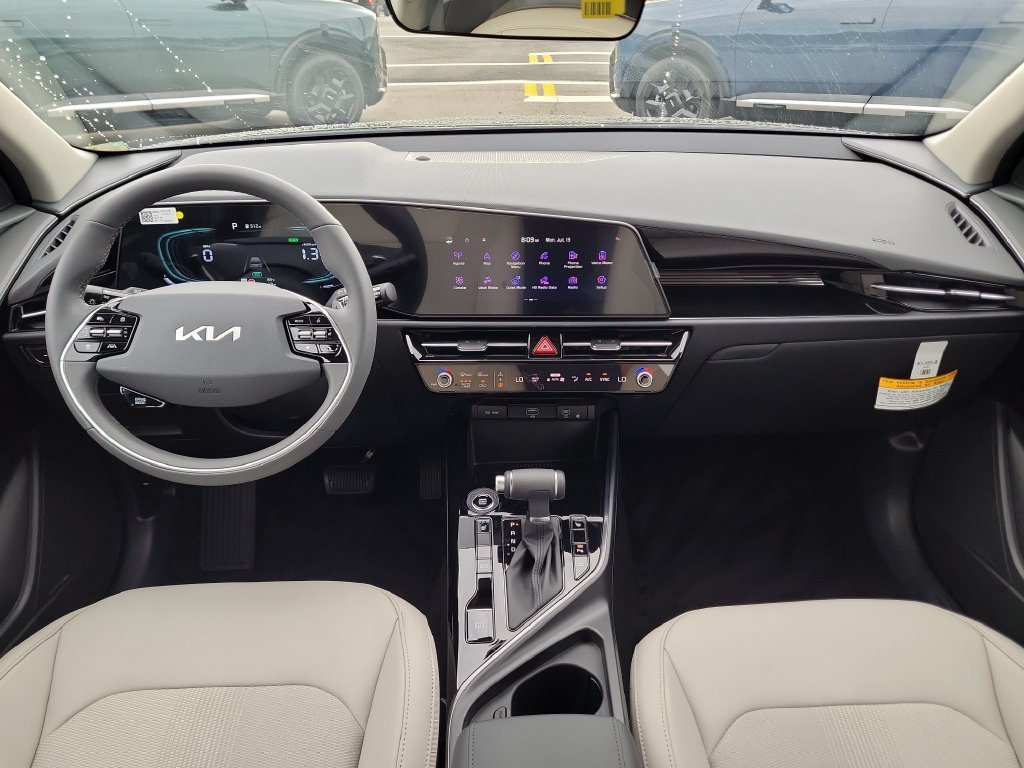 New 2026 Kia Niro EX w/ EX Premium Package FWD image 18