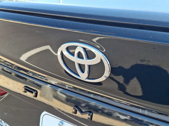 Certified 2025 Toyota Camry SE FWD image 29