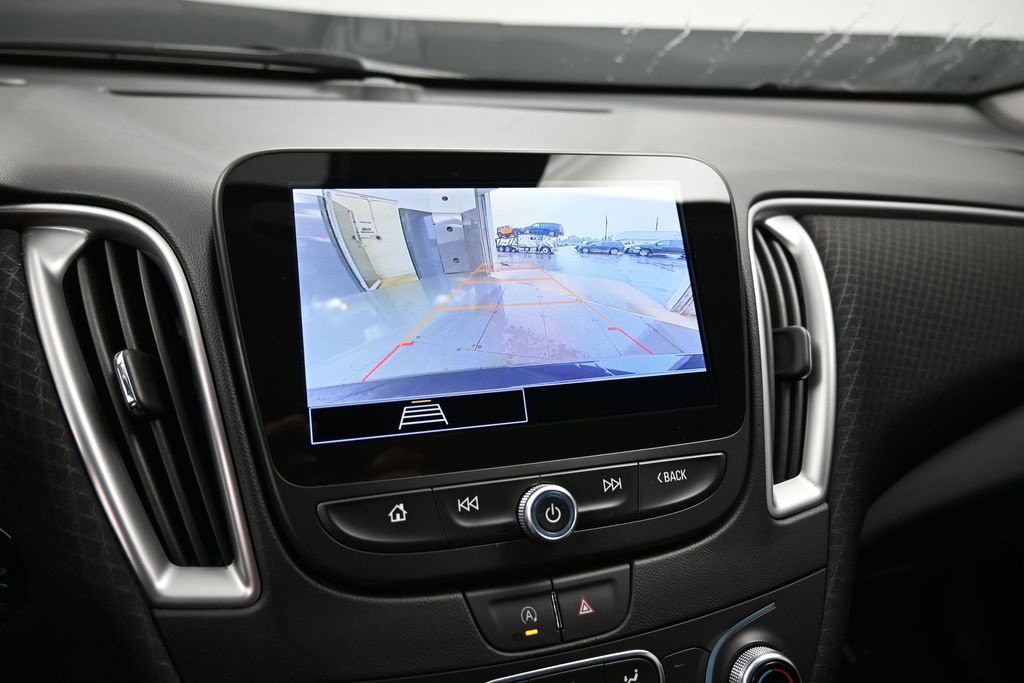 Used 2025 Chevrolet Malibu LT FWD image 34