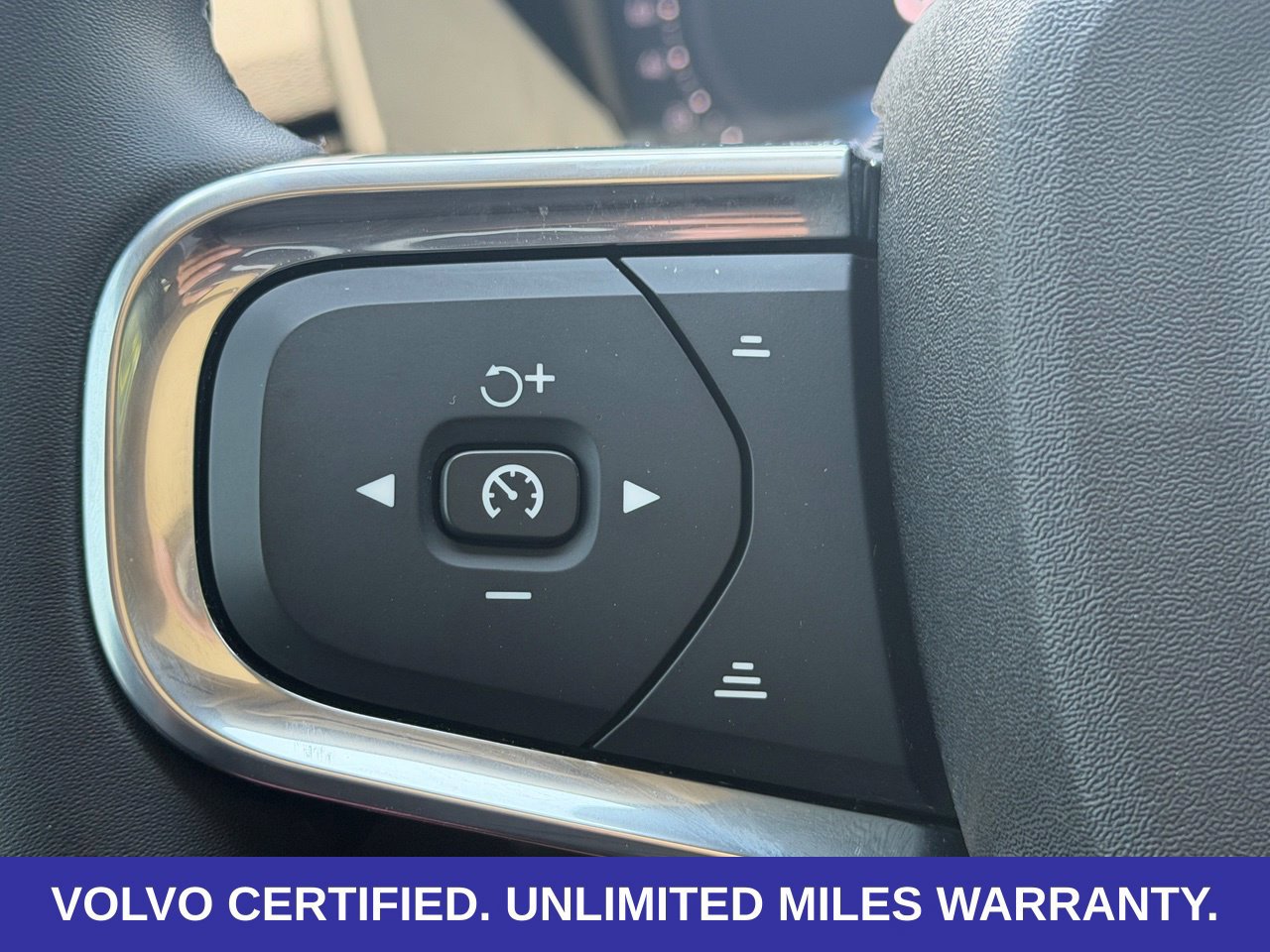 Certified 2026 Volvo XC40 B5 Plus AWD/4WD image 19