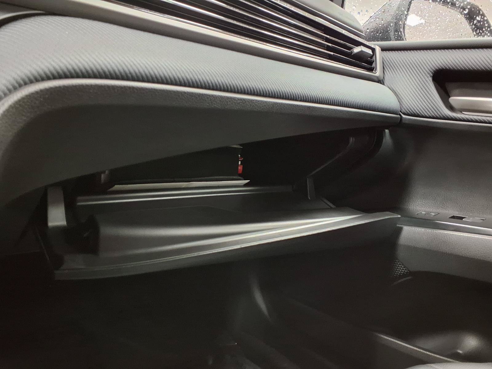 Used 2025 Toyota Camry SE FWD image 32