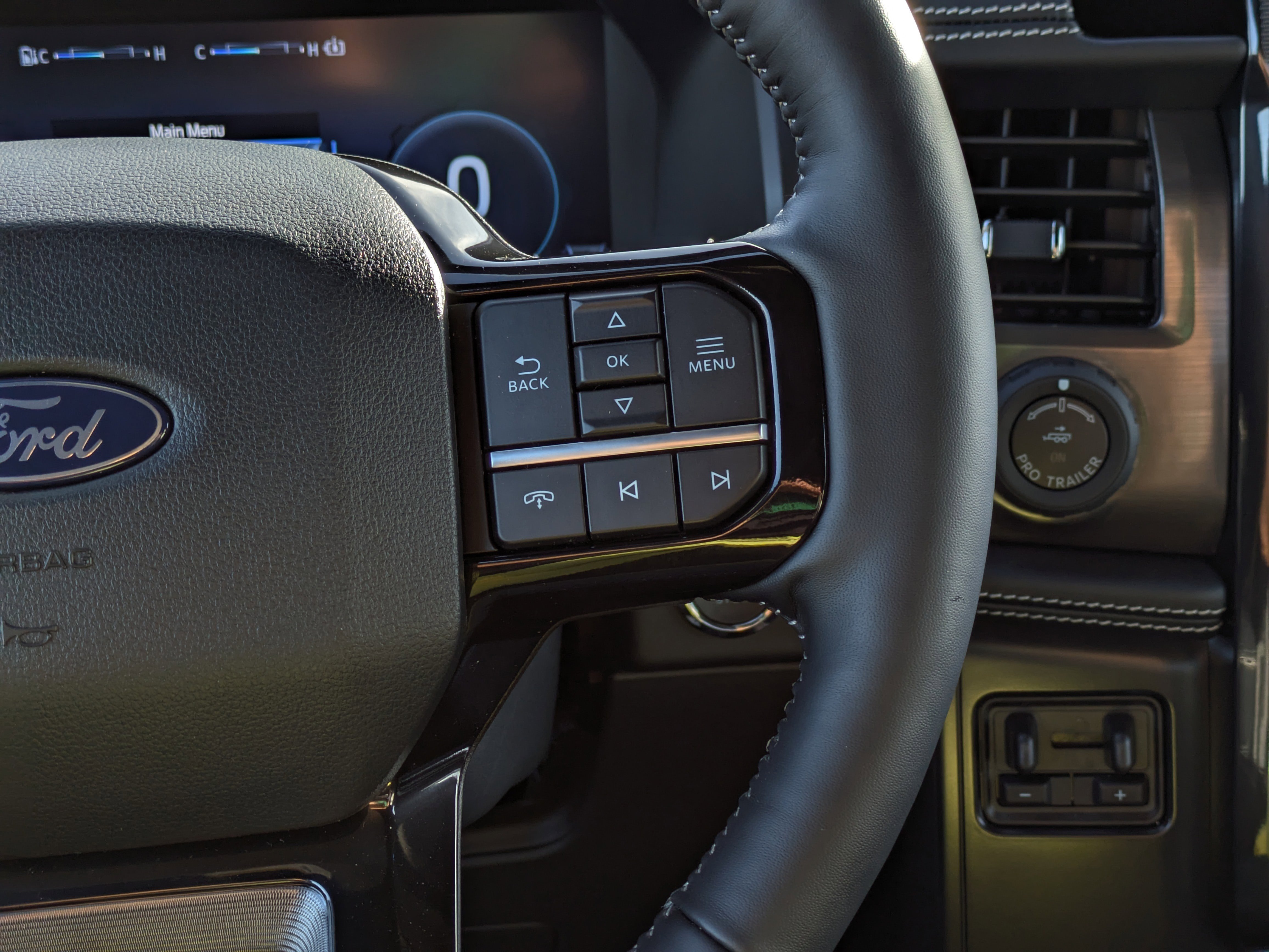 New 2025 Ford F150 Lightning Platinum image 28