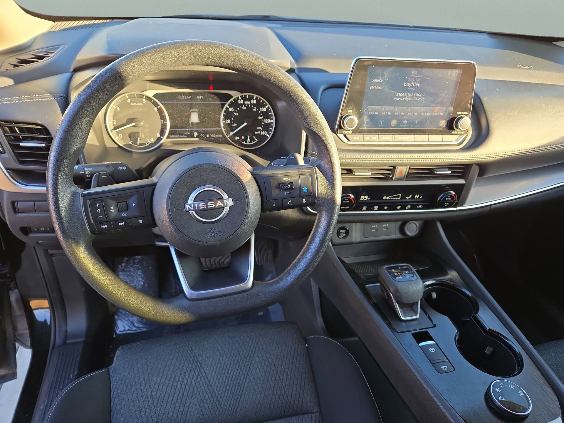 Used 2024 Nissan Rogue SV image 34