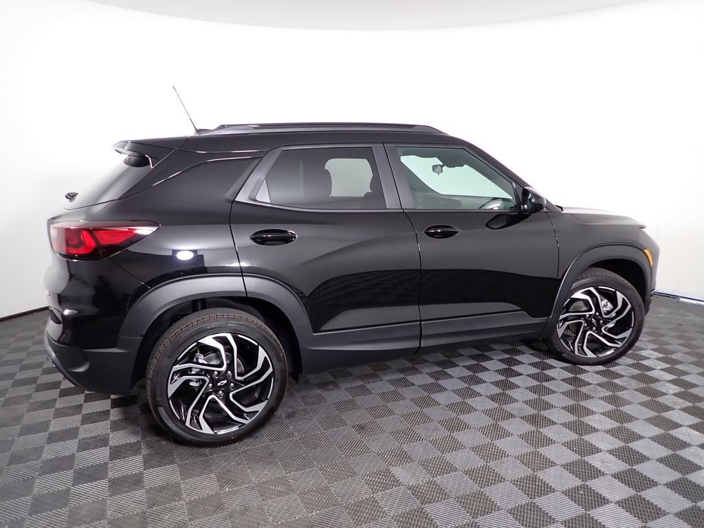 New 2026 Chevrolet TrailBlazer RS w/ Driver Confidence Package AWD/4WD image 17