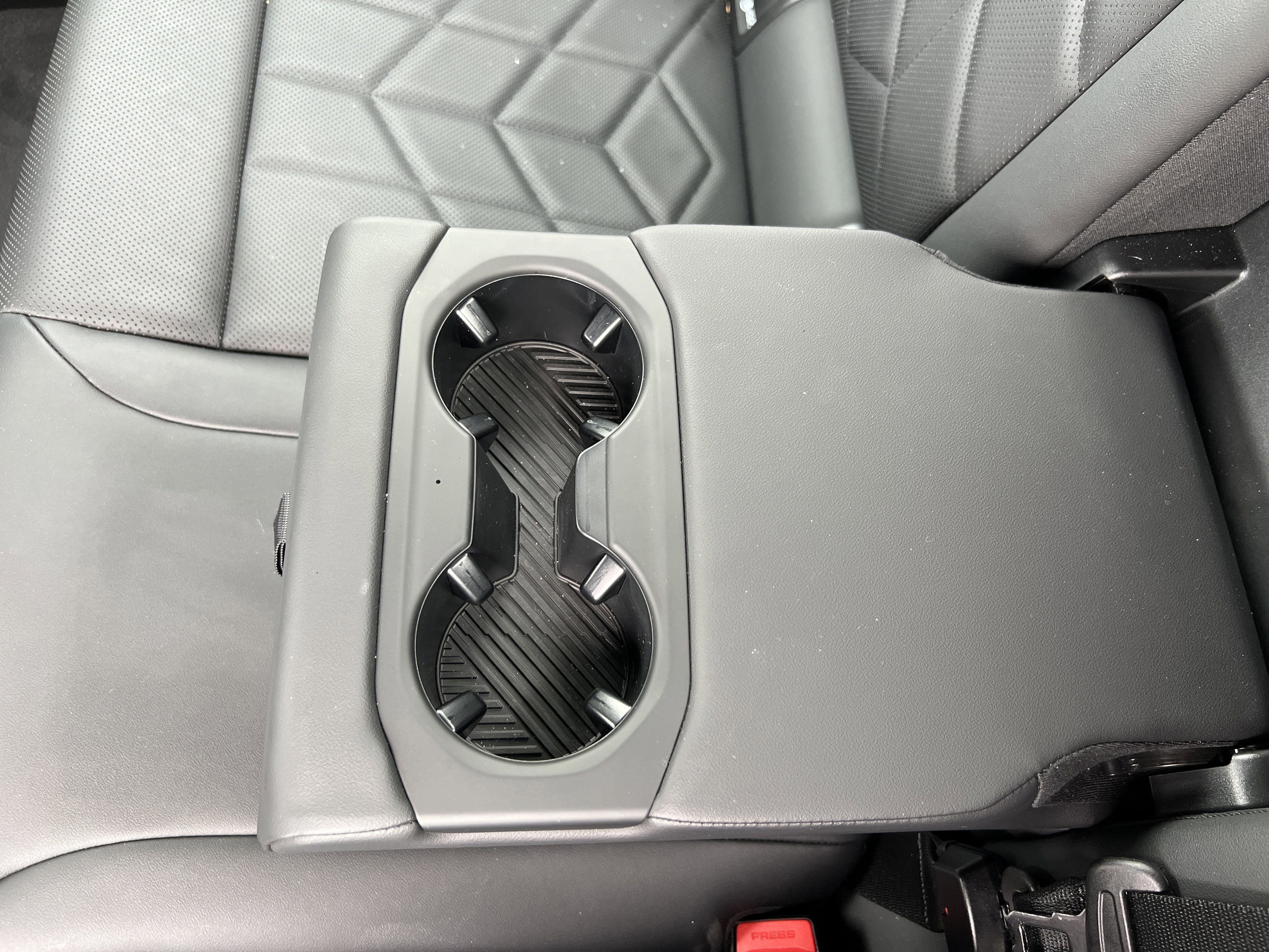 Certified 2025 BMW 530i RWD image 43