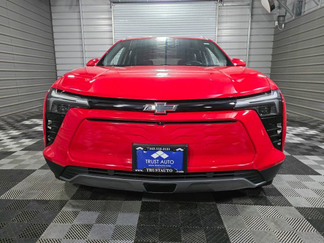 Used 2024 Chevrolet Blazer EV LT AWD/4WD image 3