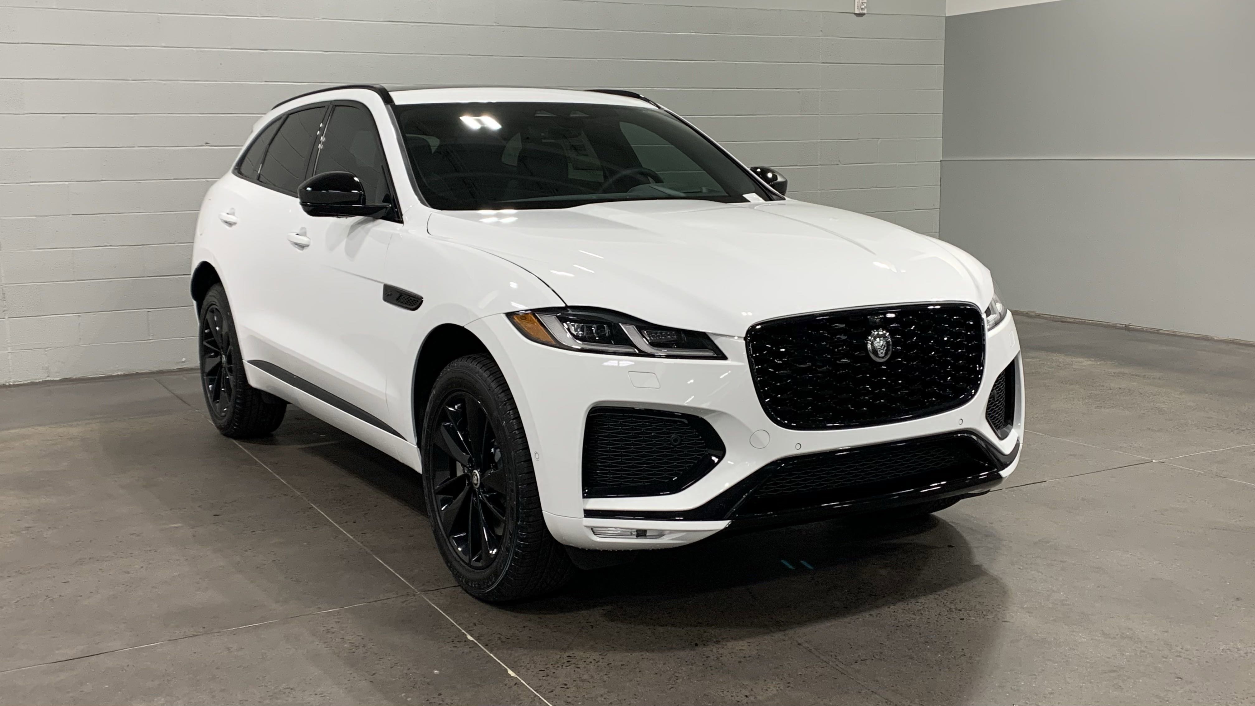 New 2026 Jaguar F-PACE R-Dynamic S image 11