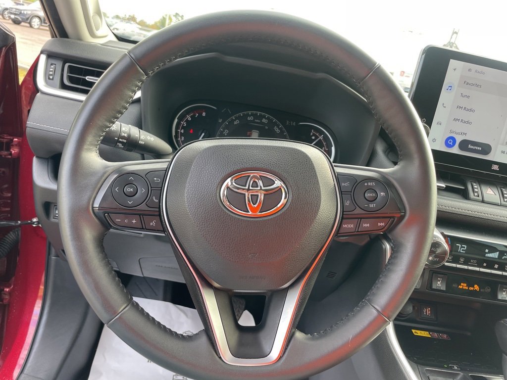 Used 2023 Toyota RAV4 XLE Premium image 20