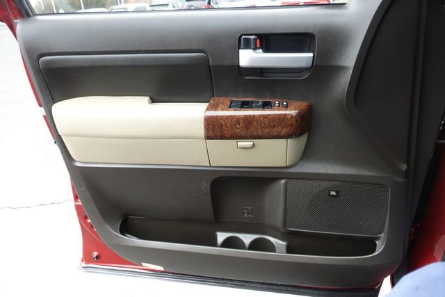 Used 2010 Toyota Tundra Limited image 25