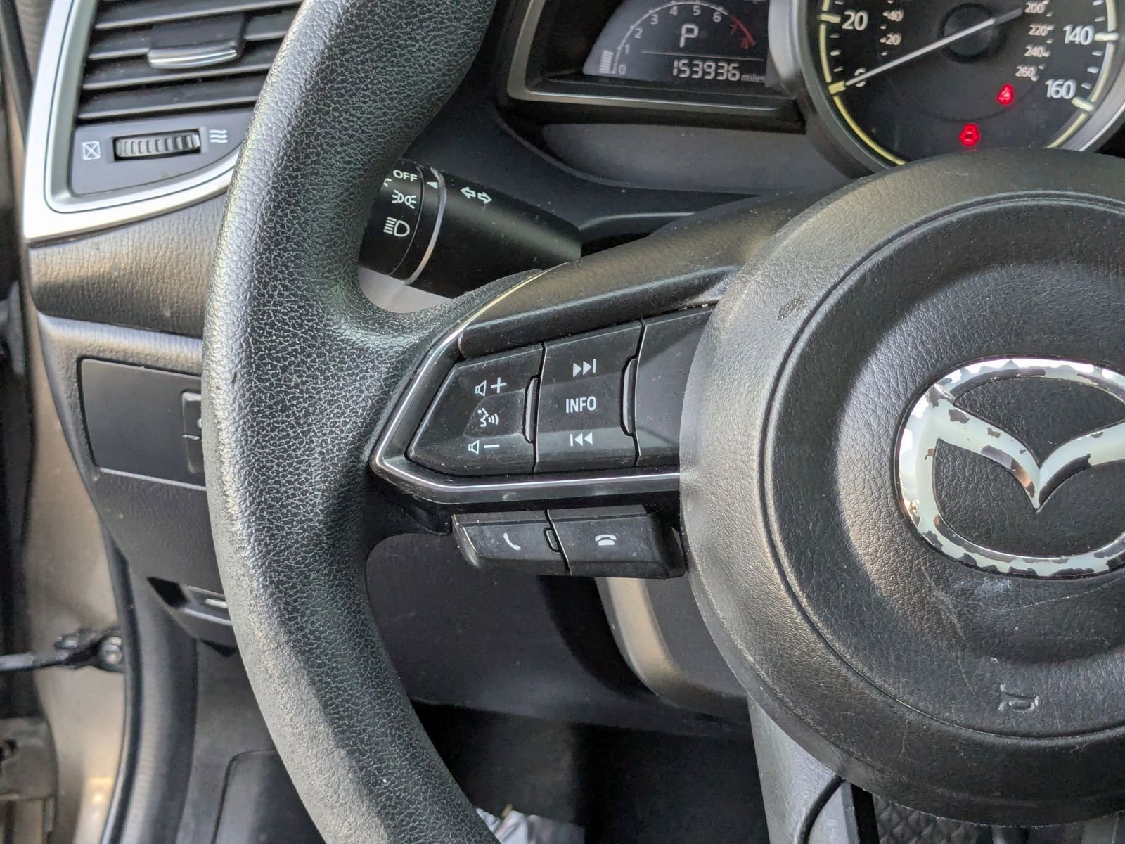 Used 2017 MAZDA MAZDA3 Sport FWD image 16