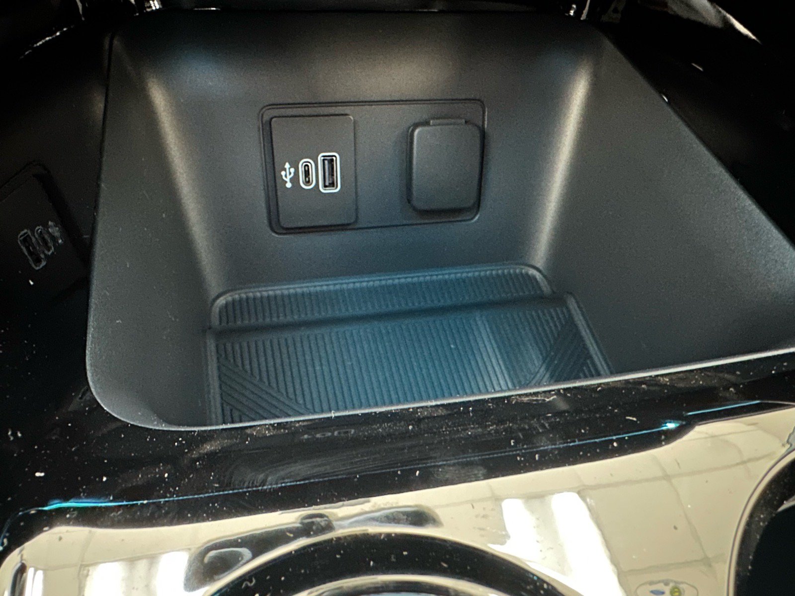 New 2026 Ford Explorer Platinum RWD image 39