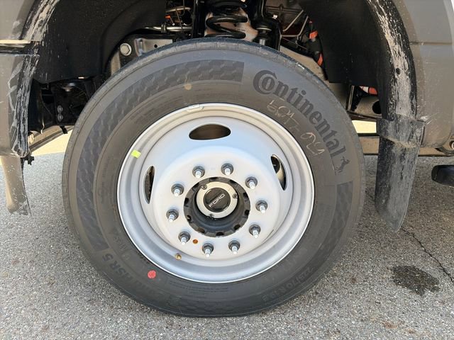 New 2026 Ford F550 4x4 Crew Cab image 24