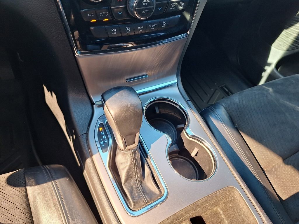 Used 2021 Jeep Grand Cherokee Laredo X image 13