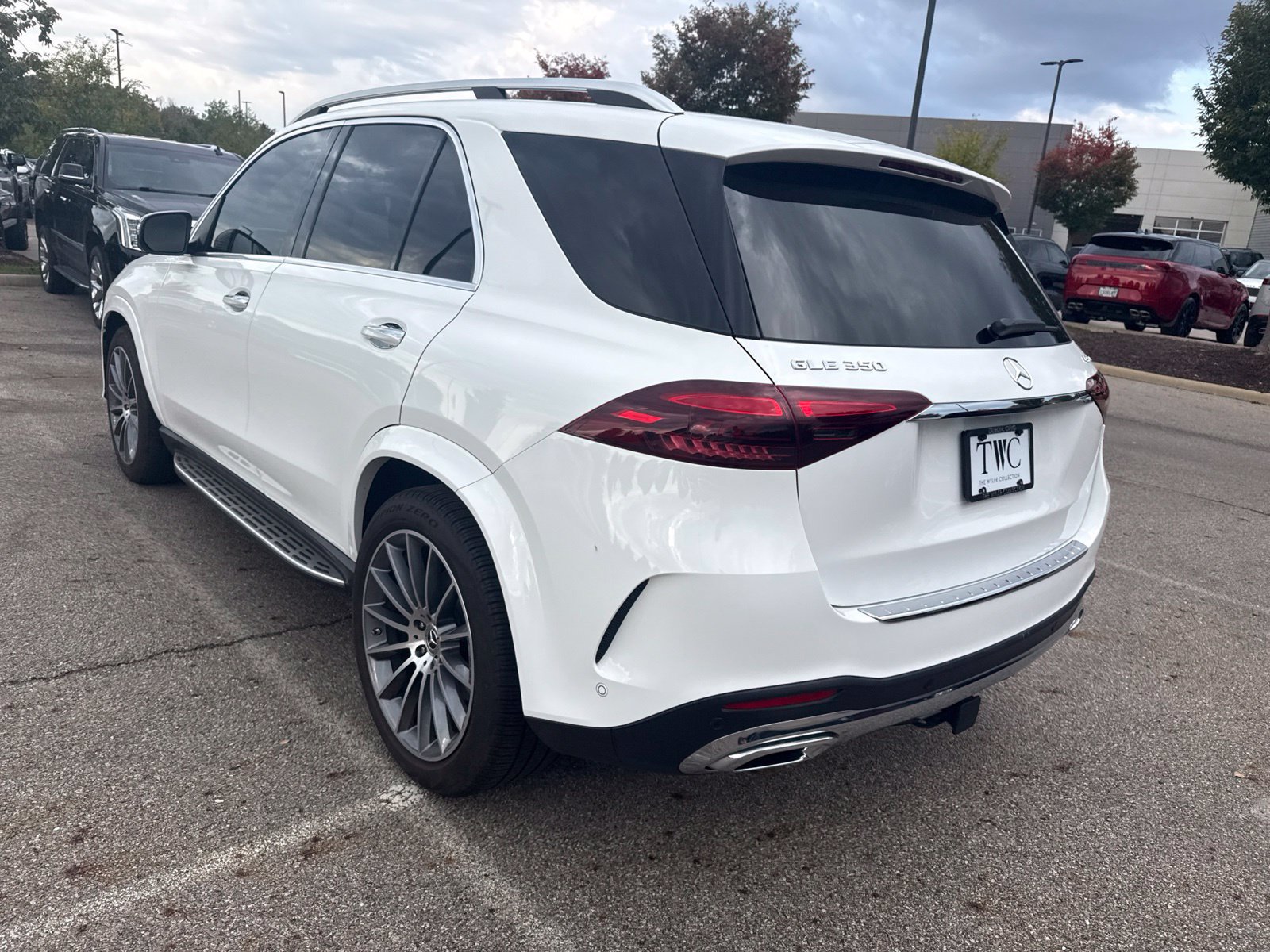 Used 2024 Mercedes-Benz GLE 350 4MATIC image 7