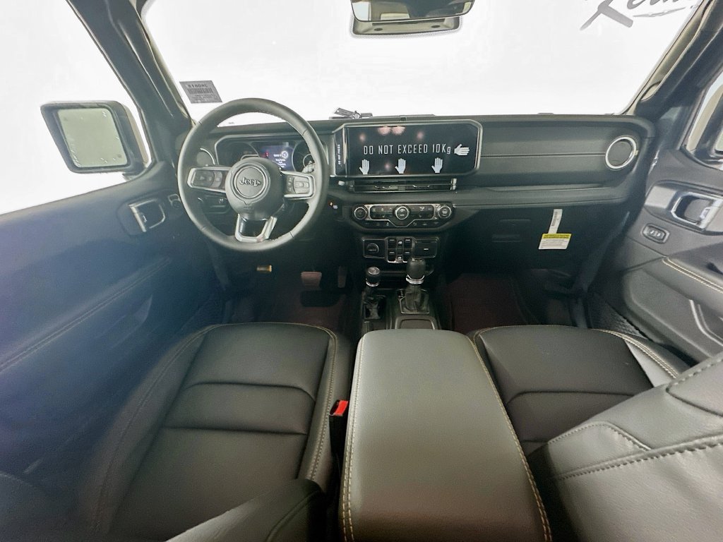 New 2026 Jeep Wrangler Unlimited Sahara AWD/4WD image 9